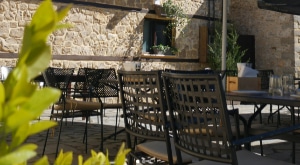 Kalnterimi Restaurant Kastoria – ΕΞΩΤΕΡΙΚΑ ΚΑΘΙΣΜΑΤΑ