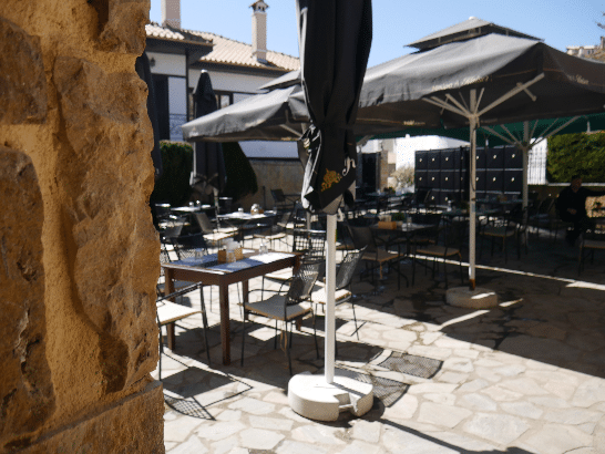 Reservation: Καλντερίμι Αυλή –  ΚΑΛΝΤΕΡΙΜΙ Εστιατόριο Καστοριά